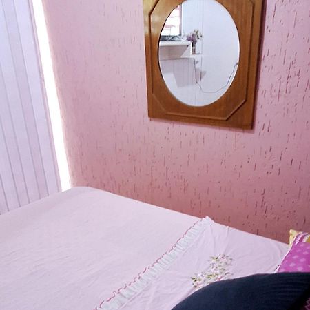 Kitnet K1 Em Torres-Rs - Na Mais Bela Praia Gaucha - Cozinha - Banheiro - Ar Condicionado - Smart Tv 32' - Wi-Fi - Anfitria Superhost No Bnb 外观 照片