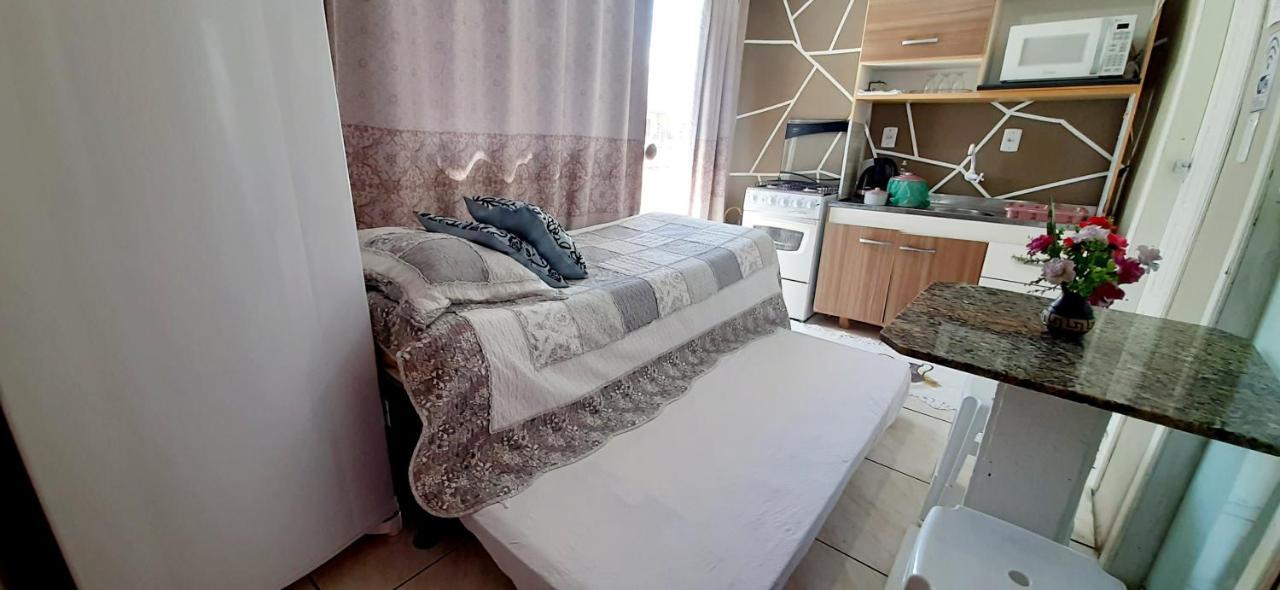 Kitnet K1 Em Torres-Rs - Na Mais Bela Praia Gaucha - Cozinha - Banheiro - Ar Condicionado - Smart Tv 32' - Wi-Fi - Anfitria Superhost No Bnb 外观 照片