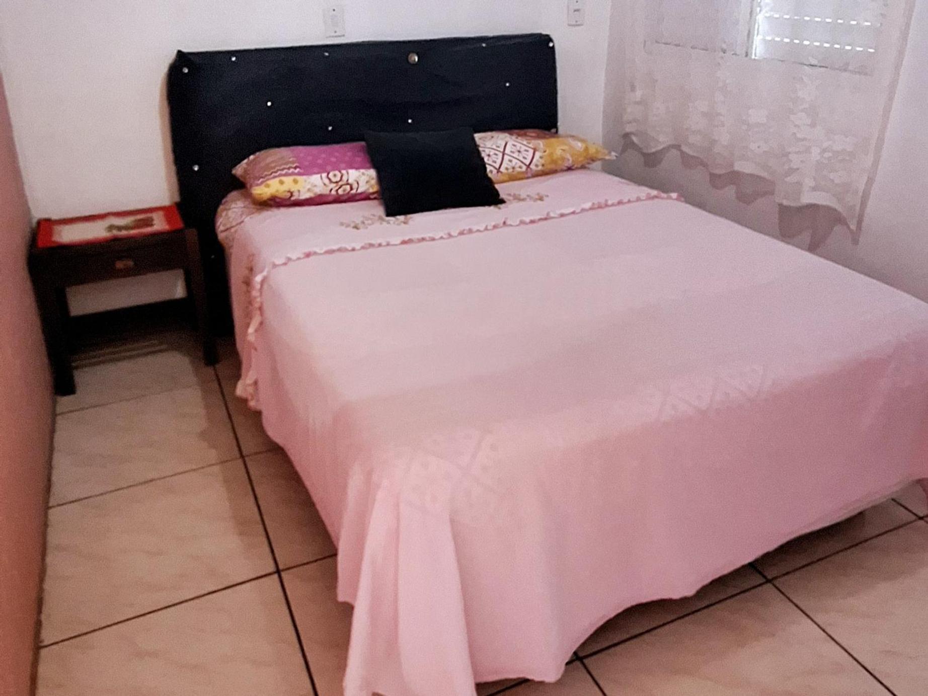 Kitnet K1 Em Torres-Rs - Na Mais Bela Praia Gaucha - Cozinha - Banheiro - Ar Condicionado - Smart Tv 32' - Wi-Fi - Anfitria Superhost No Bnb 外观 照片