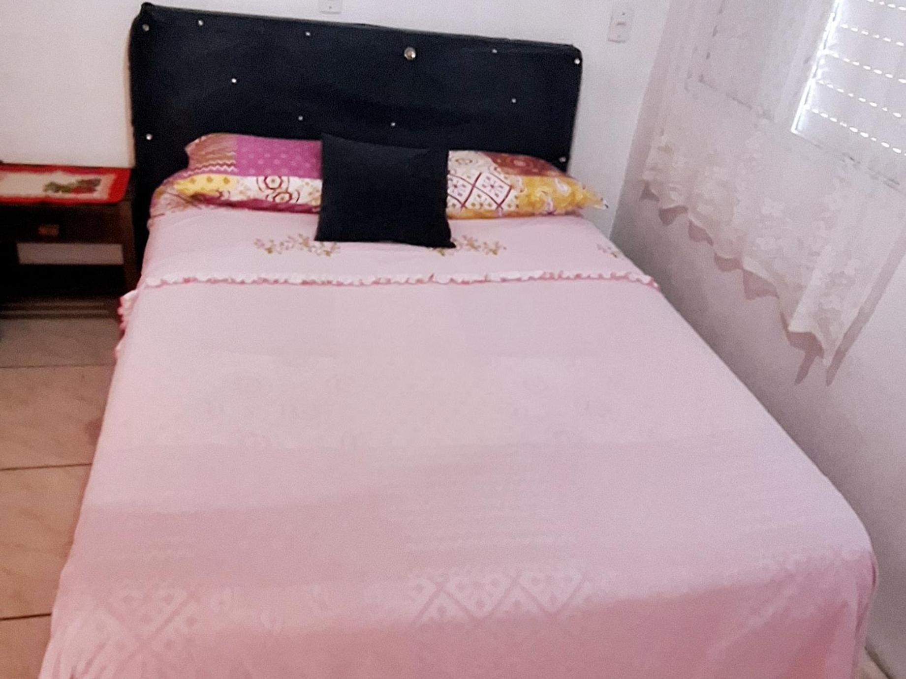 Kitnet K1 Em Torres-Rs - Na Mais Bela Praia Gaucha - Cozinha - Banheiro - Ar Condicionado - Smart Tv 32' - Wi-Fi - Anfitria Superhost No Bnb 外观 照片